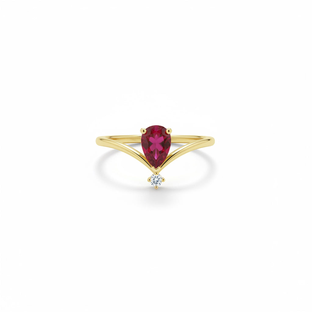 Ruby Queen Ring 18k Gold Plated
